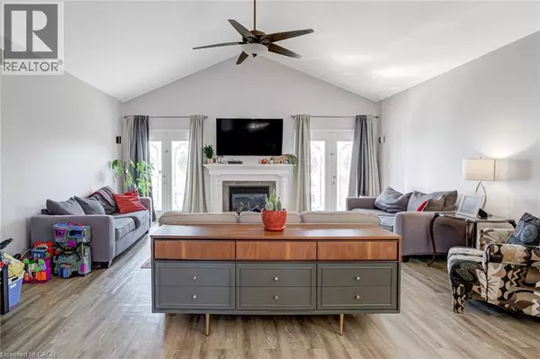 Stoney Creek, ON L8J0A3,91 CANDLEWOOD Drive