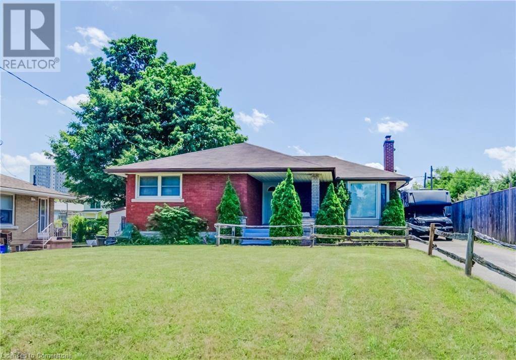 141 WOODHAVEN Road, Kitchener, ON N2C1V2
