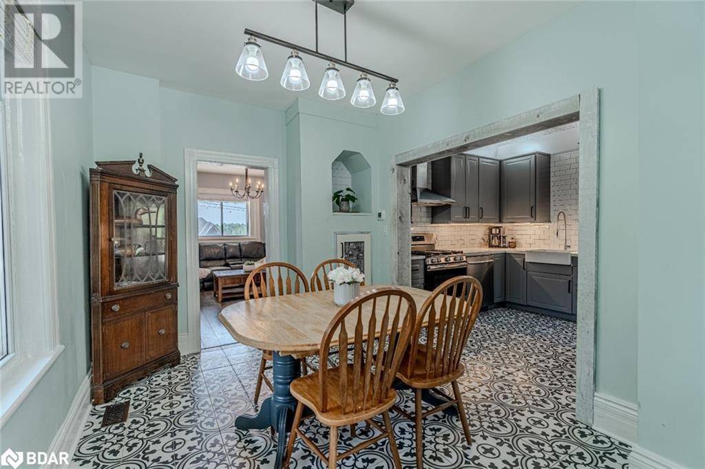 Midland, ON L4R5J4,1046 HARBOURVIEW Drive