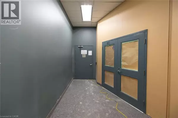 Kitchener, ON N2H3W4,30 DUKE ST West #110