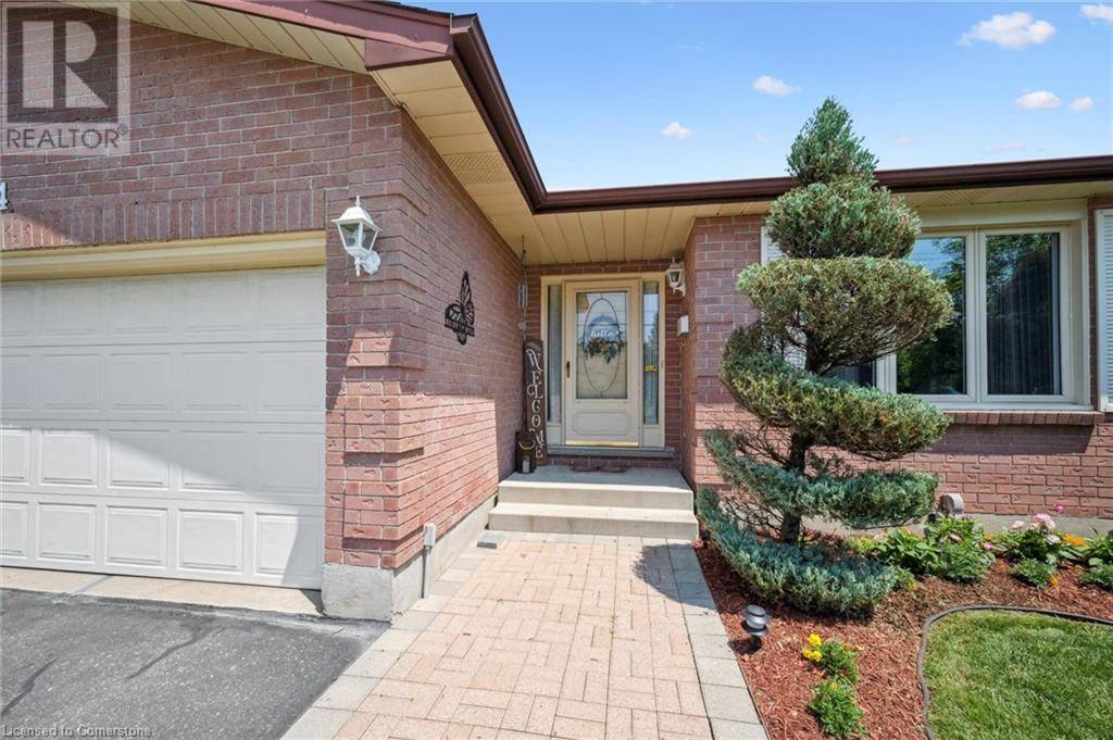 Kitchener, ON N2R1B2,264 BIEHN Drive