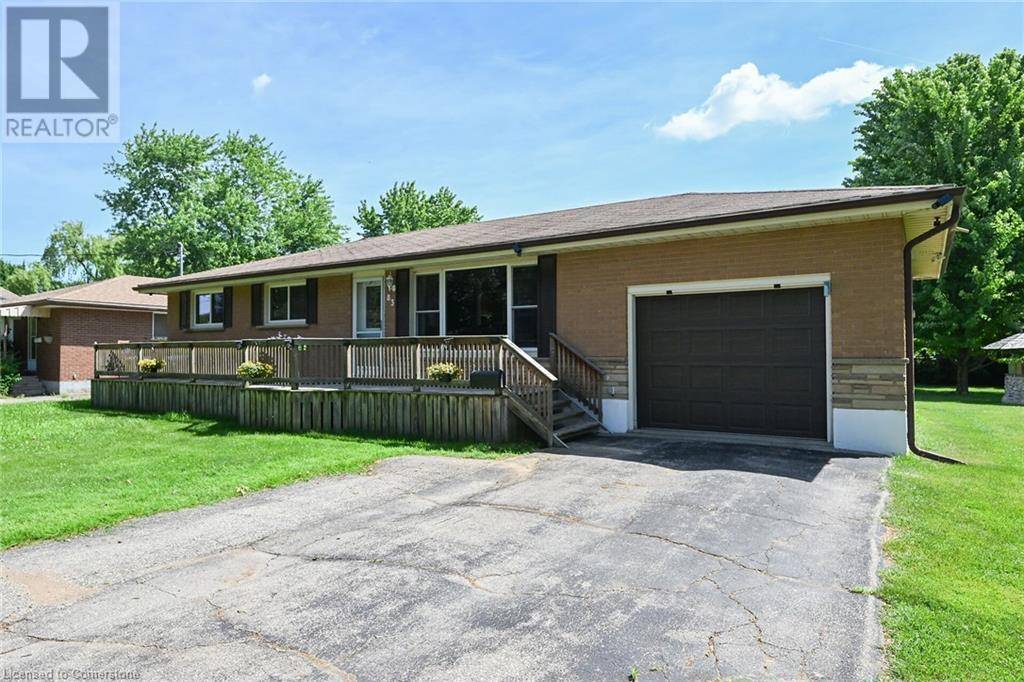 83 OAK Avenue, Paris, ON N3L3C9