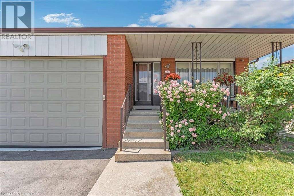 Mississauga, ON L4T3J7,3383 BRANDON GATE Drive