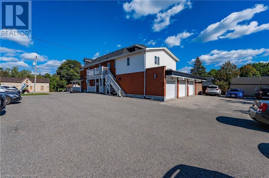 Hamilton, ON L0R2H0,22 MILL Street S
