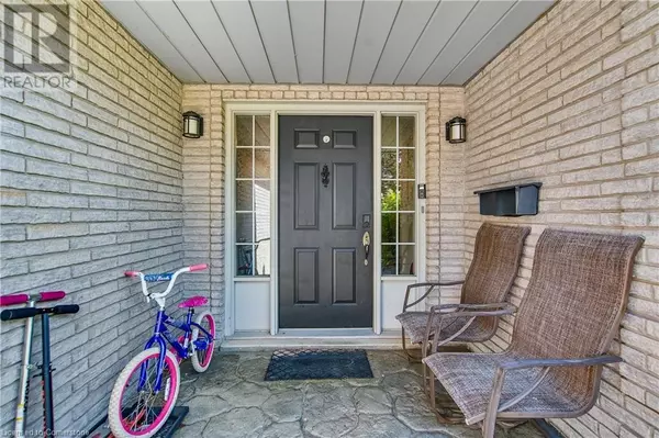 Grimsby, ON L3M5E2,11 SUMNER Crescent