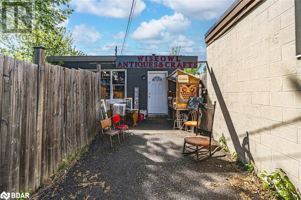 27 QUEEN STREET WEST, Elmvale, ON L0L1P0