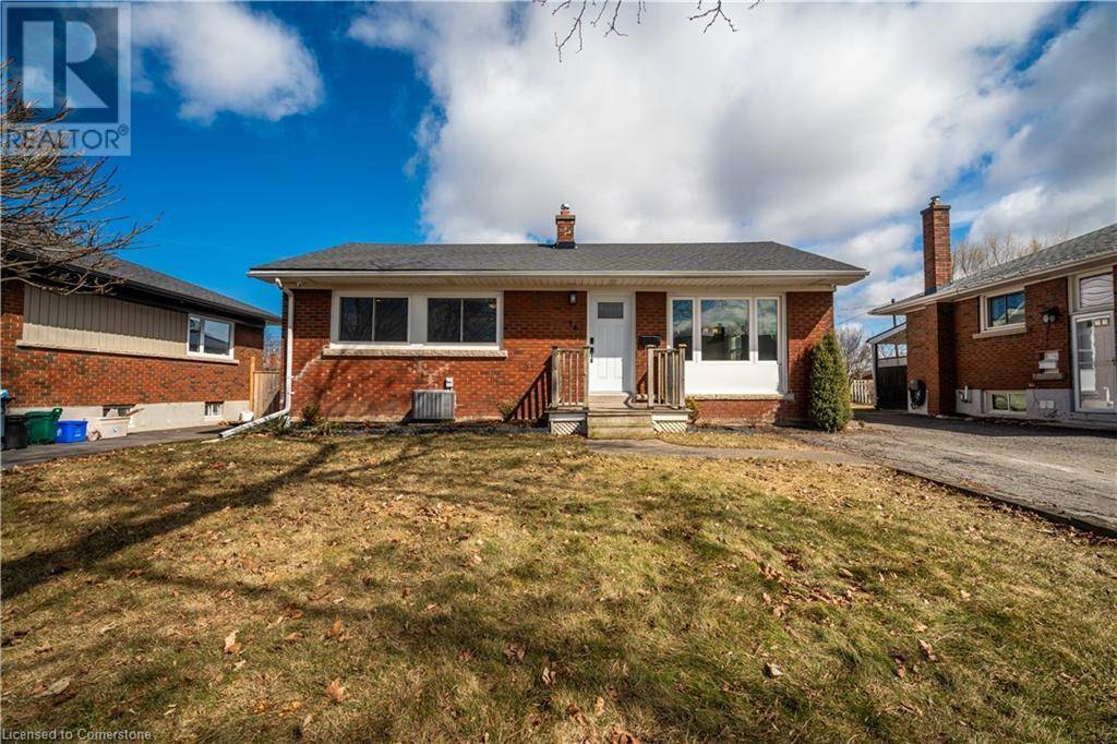 14 MILTON Road, St. Catharines, ON L2P3E8