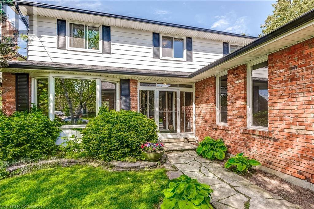 Burlington, ON L7N2V7,645 DYNES Road