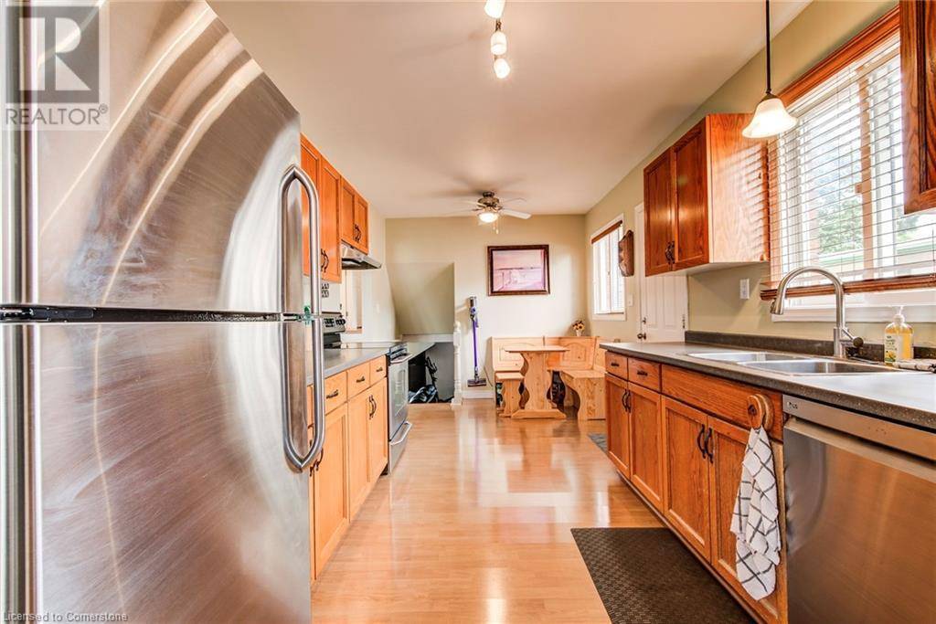 Plattsville, ON N0J1S0,48 ALBERT Street E