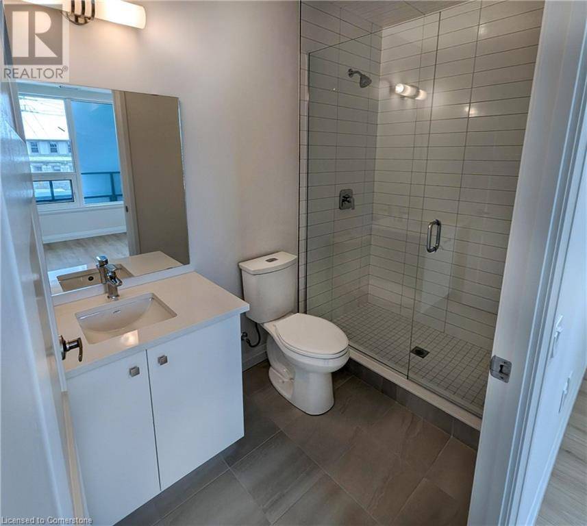 Guelph, ON N1E0S6,93 ARTHUR ST South #201