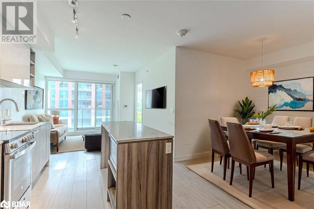 Toronto, ON M3H0C8,31 TIPPETT ROAD #460