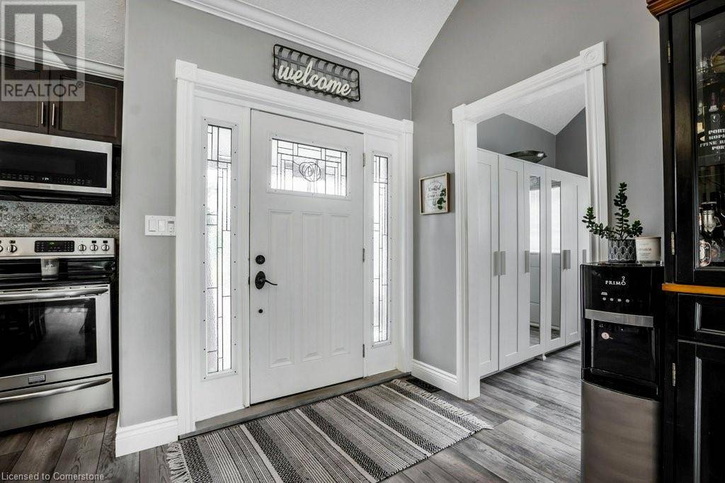 Paris, ON N3L3E1,20 BRANT Road