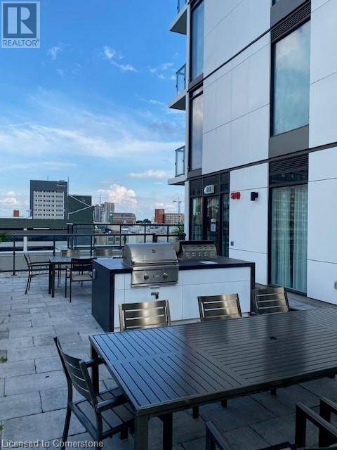 Kitchener, ON N2H0C9,55 DUKE ST West #2106