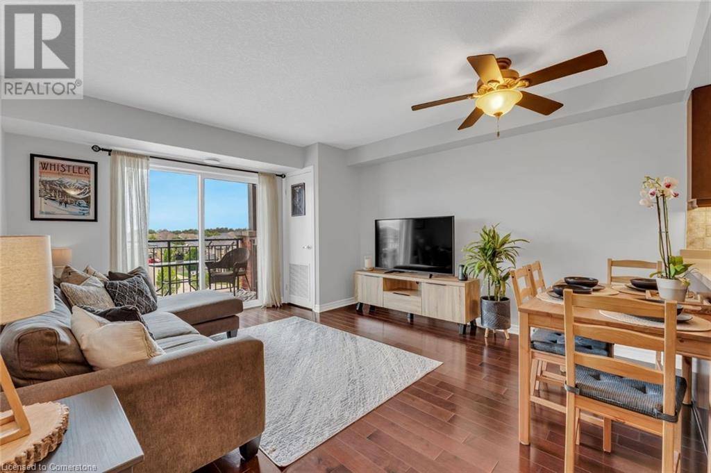 Guelph, ON N1L0J8,60 LYNNMORE ST #414