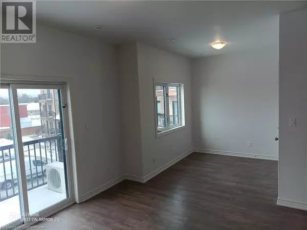 Kitchener, ON N2M0B8,164 HEIMAN ST #9C