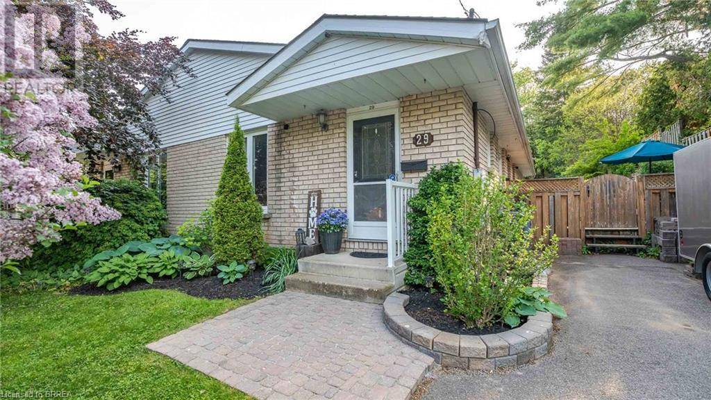 29 AMELIA Street, Paris, ON N3L1Z4