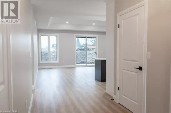 Waterford, ON N0E1Y0,94 VANROOY Trail