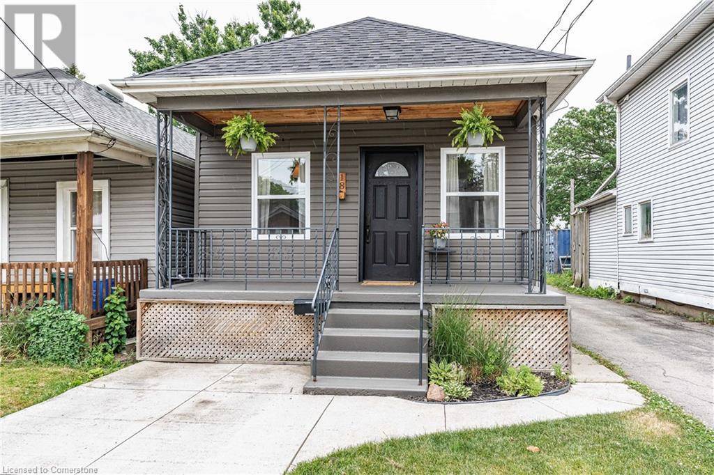 18 ELLIS Avenue, Hamilton, ON L8H4L7