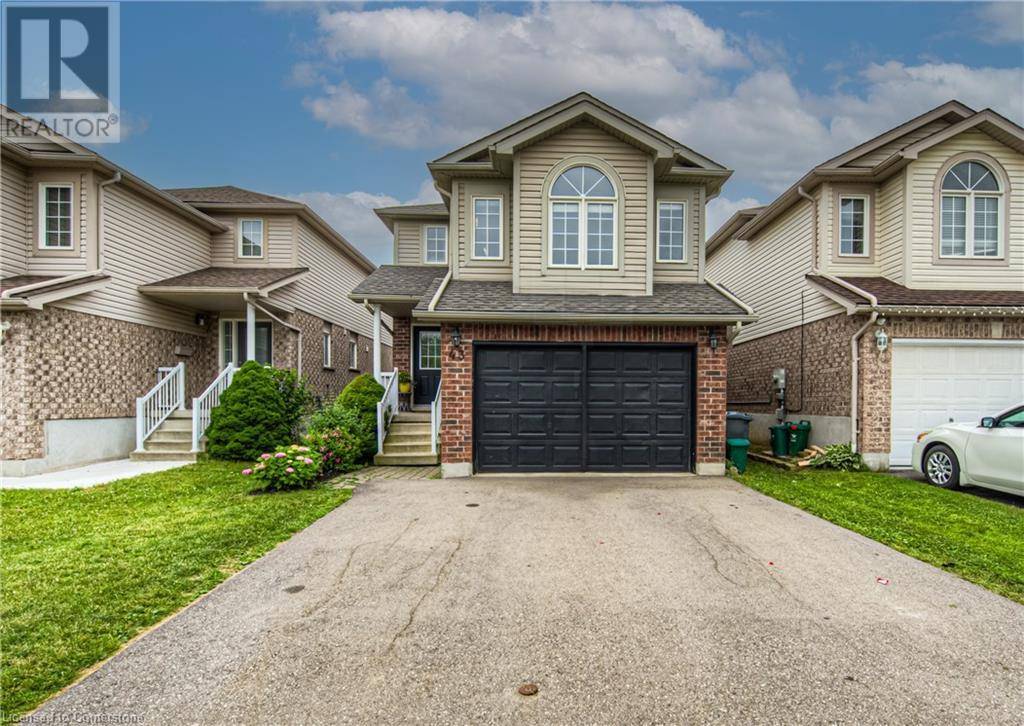 43 PEACH BLOSSOM Crescent, Kitchener, ON N2E3Z7