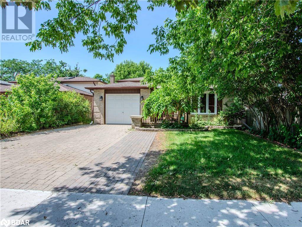 40 DORIS Drive, Barrie, ON L4N5L9