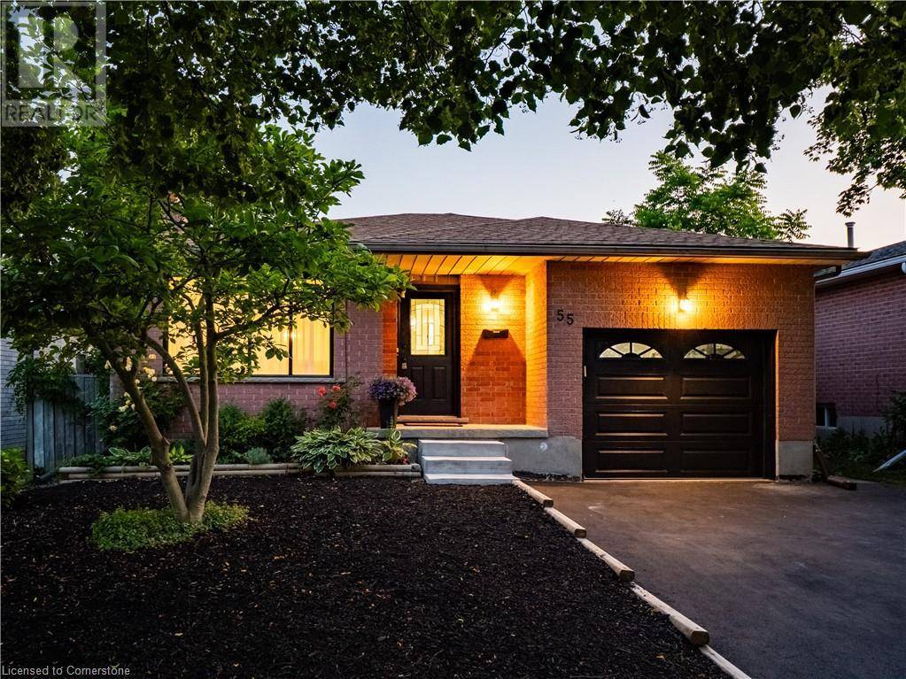 55 SUMMERHILL Crescent, Kitchener, ON N2N2T4