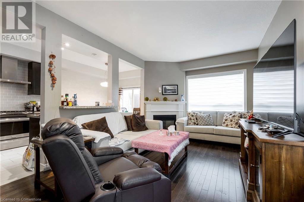 Grimsby, ON L3M0G1,8 LAKELAWN RD #54