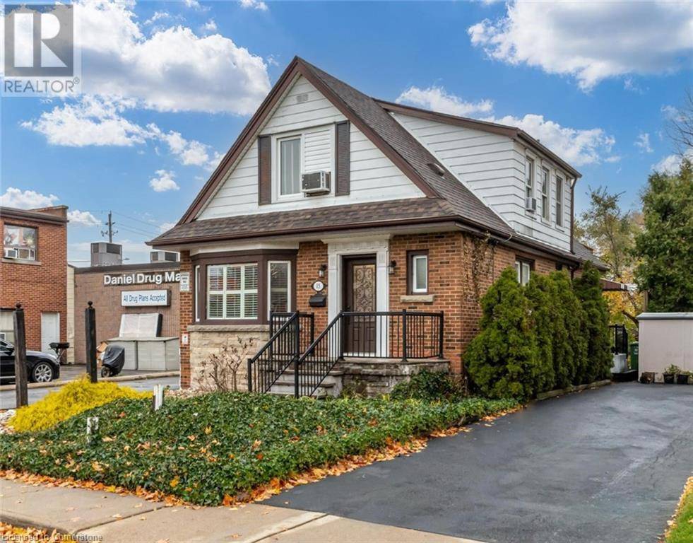 Hamilton, ON L9A1M1,15 EMPRESS Avenue