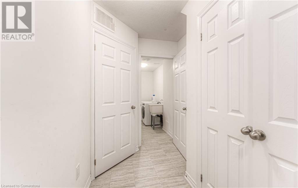 Kitchener, ON N2B0A9,15 DEWBERRY Drive