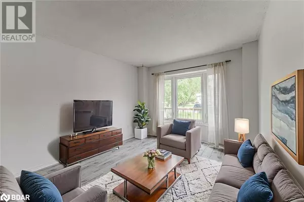 Barrie, ON L4M5W7,256 HICKLING Trail