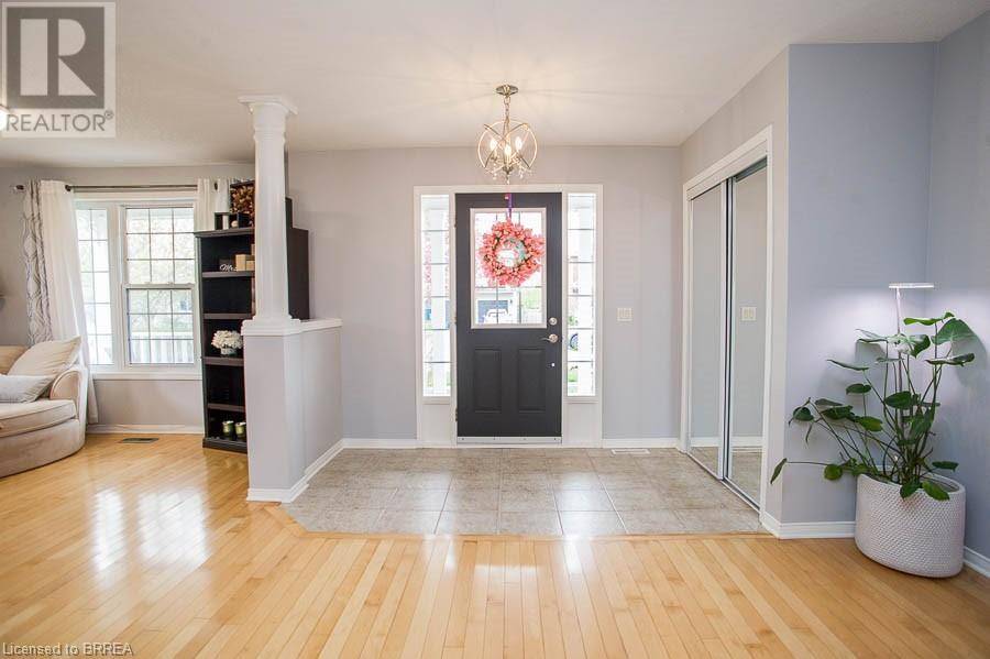 Ingersoll, ON N5C4G7,22 OWEN Street