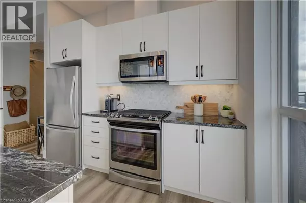 Kitchener, ON N2G0C9,60 CHARLES ST West #2908