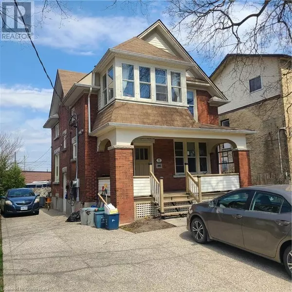 22 ST LEGER Street, Kitchener, ON N2H4L9
