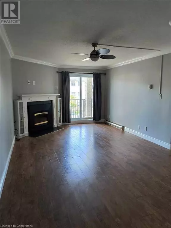 London, ON N5Z4X8,735 DEVERON CRES #211