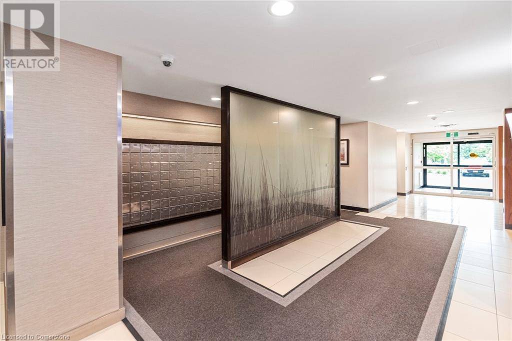Burlington, ON L7S2J9,1276 MAPLE CROSSING BLVD #1109