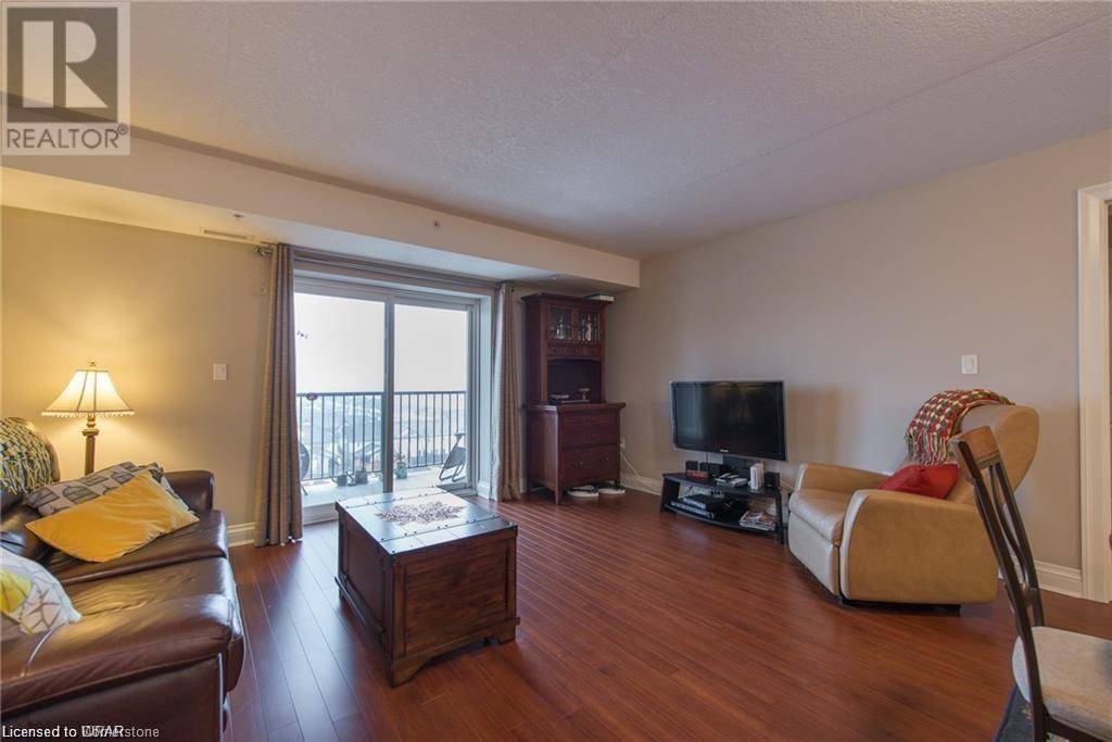 Waterloo, ON N2V0A8,776 LAURELWOOD DR #509
