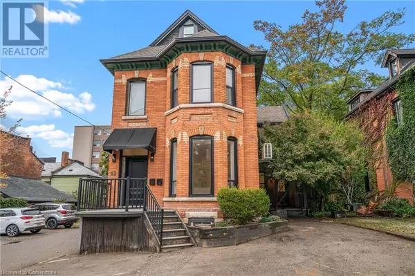 42 RAY Street S, Hamilton, ON L8P3V3