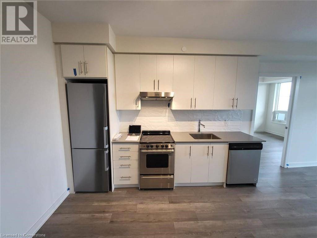 Hamilton, ON L8R0A7,212 KING WILLIAM ST #1122