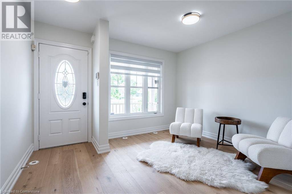 Milton, ON L9T2C9,851 SCOTT Boulevard