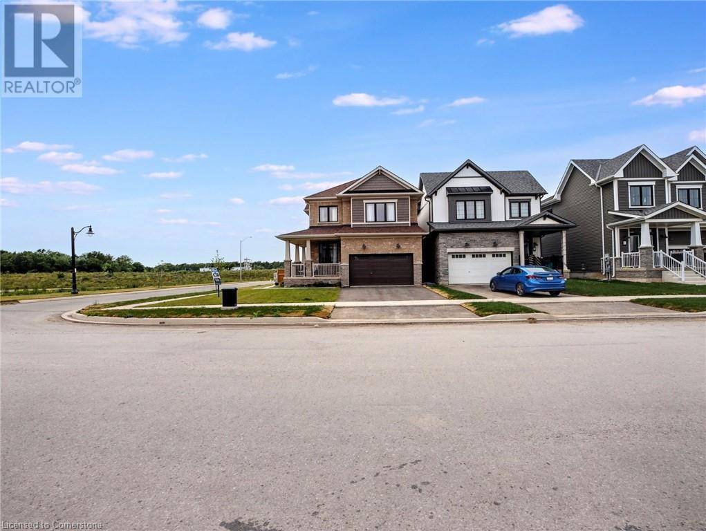 Welland, ON L3B0M7,237 EASTBRIDGE AVENUE Avenue