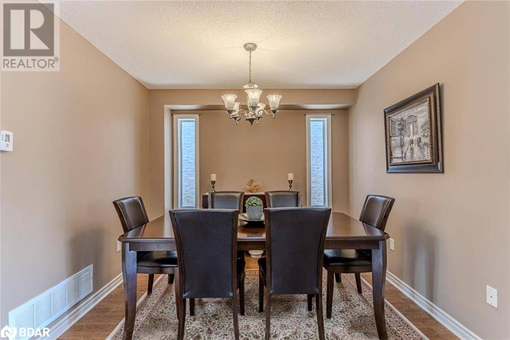 Barrie, ON L4N9T3,2 NORTHVIEW Crescent