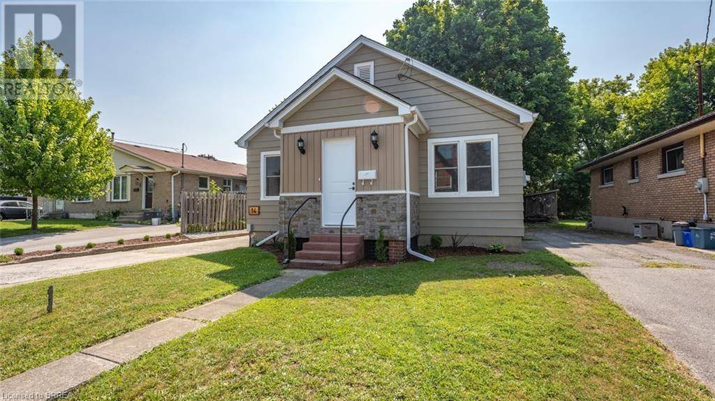 Brantford, ON N3S1K6,14 MINTERN Avenue