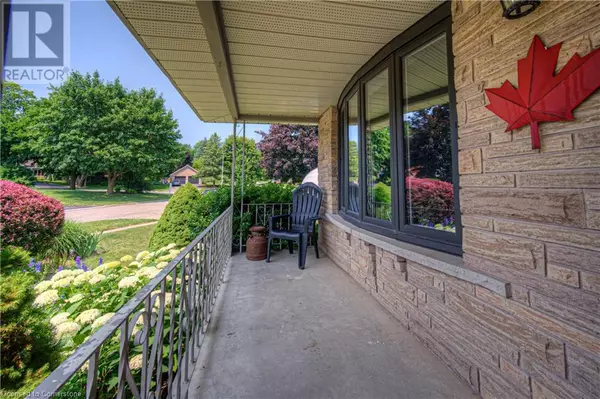 Cambridge, ON N1S4N2,11 RONALD Road