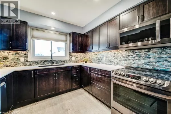 589 BEECHWOOD DR #29, Waterloo, ON N2T2K9