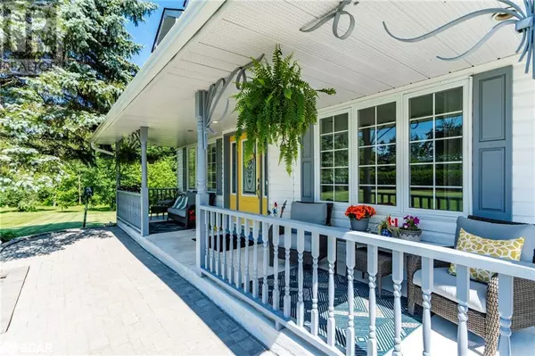 Oro-medonte, ON L0K1N0,403 MOONSTONE Road E