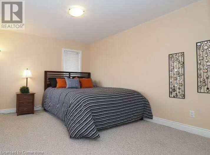Waterloo, ON N2T2T8,566 BUCKINGHAM Boulevard