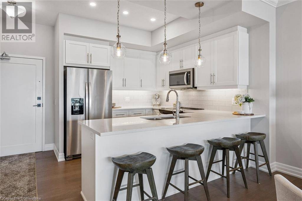 Guelph, ON N1L0P5,1880 GORDON ST #1010