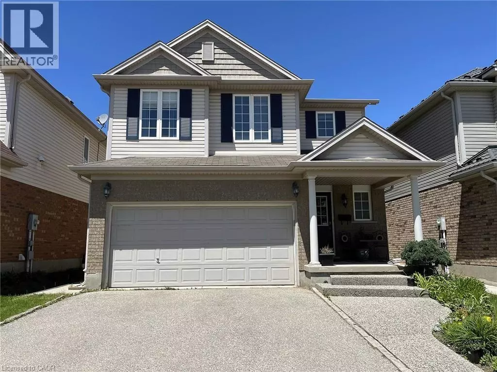 Kitchener, ON N2E4J8,727 COMMONWEALTH CRES #LOWER