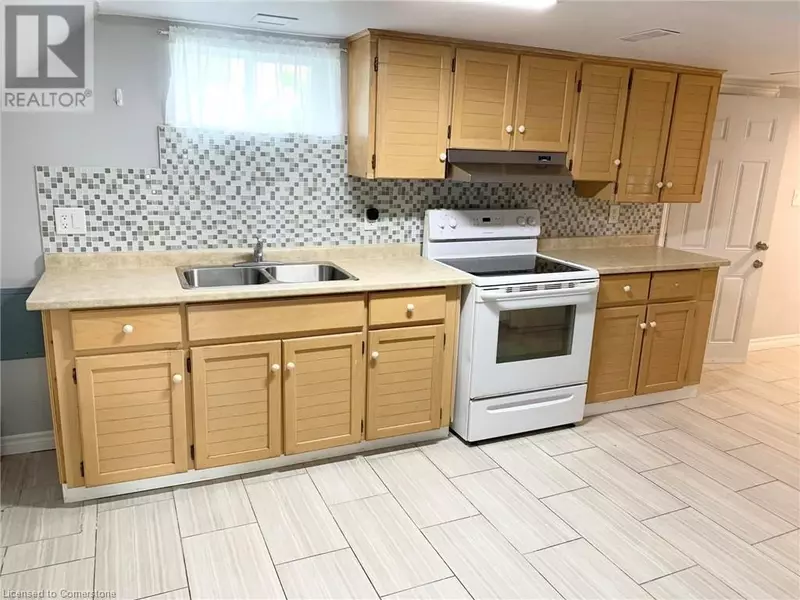 563 FREDERICK ST #B, Kitchener, ON N2B2A7