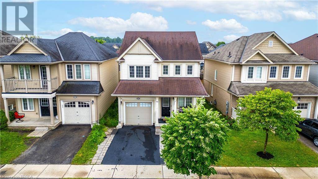 30 ENGLISH Lane, Brantford, ON N3T0H1