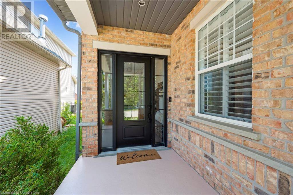 Kitchener, ON N2K4J4,135 HAWKSWOOD Drive